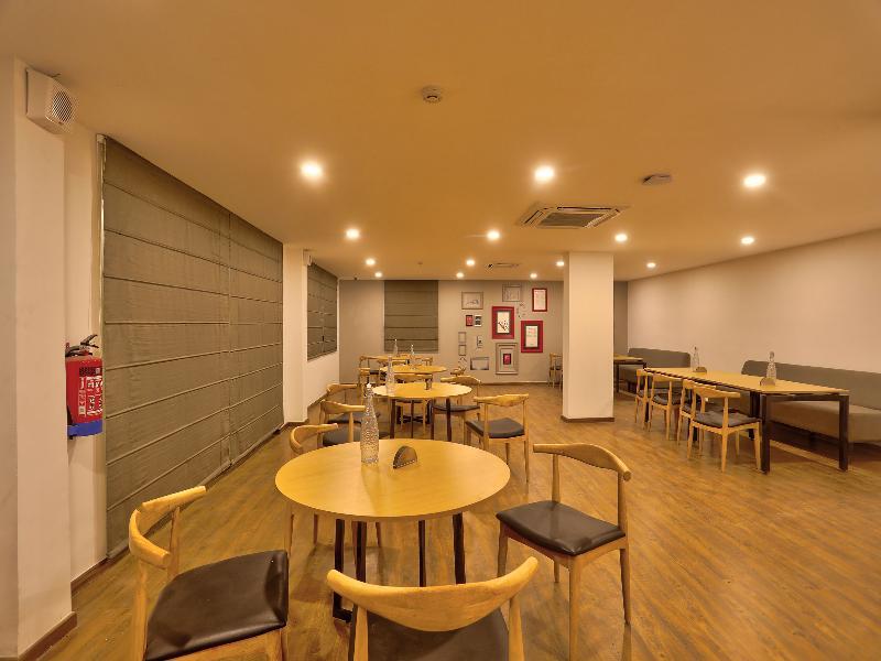 Oyo Townhouse 87 Spartan Nagar Chennai Exterior photo